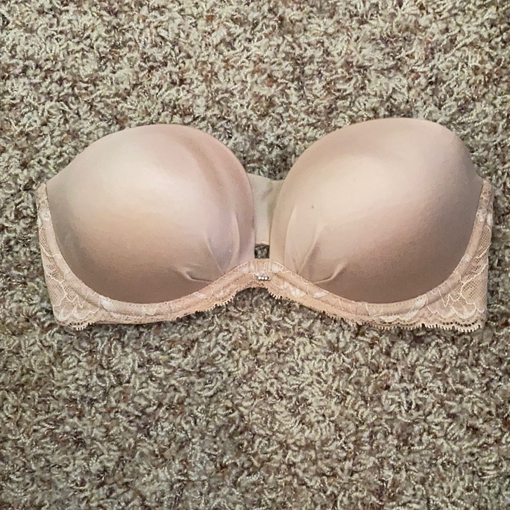 Victoria’s Secret bra